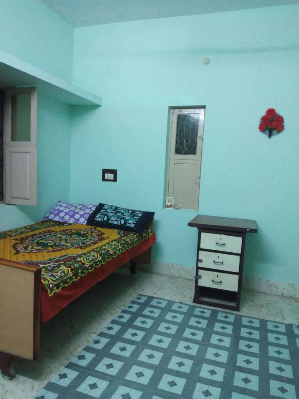 Anbu Ramana Guest House Tiruvannāmalai Exterior foto